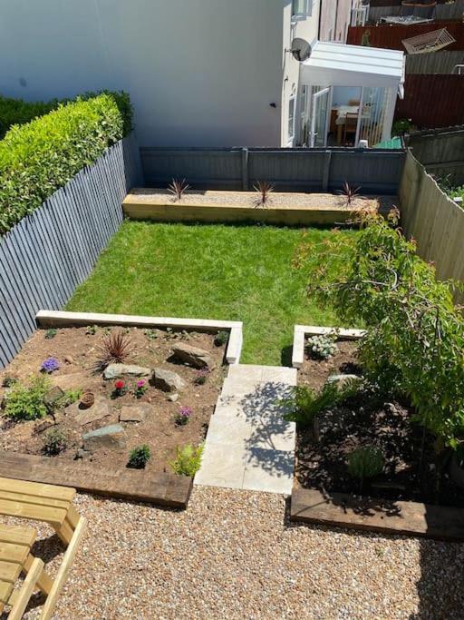 Stylish 3 Bed Home With Allocated Parking For 2 Liskeard Extérieur photo