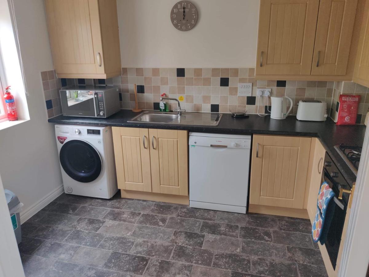 Stylish 3 Bed Home With Allocated Parking For 2 Liskeard Extérieur photo
